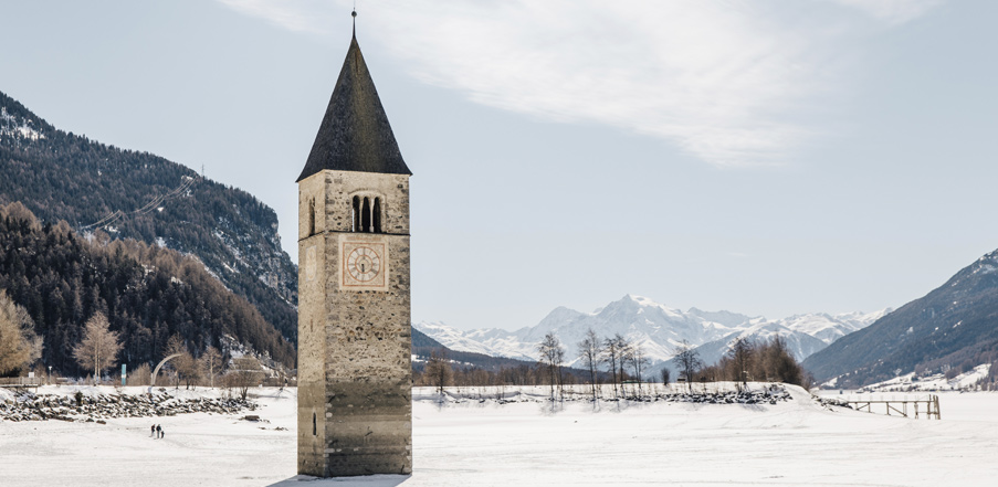 Kleinfein Hotels Suedtirol Skigebiete Skiurlaub Vinschgau Reschensee IDM c Benjamin Pfitscher